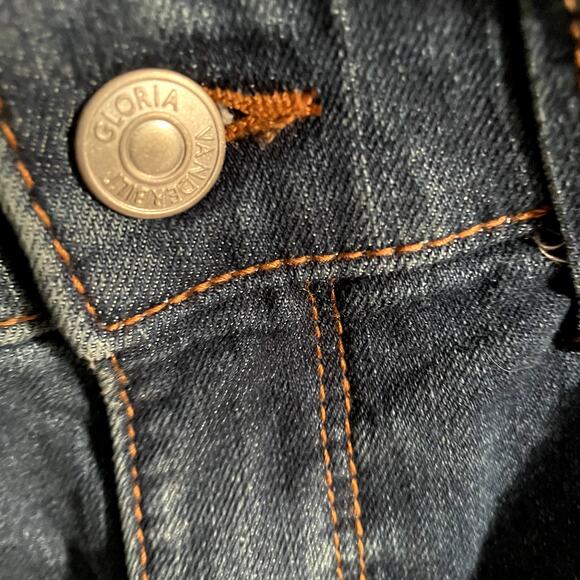 Gloria Vanderbilt size 8 Women's blue jeans slimming shorts 30 x 17 - Picture 4 of 6